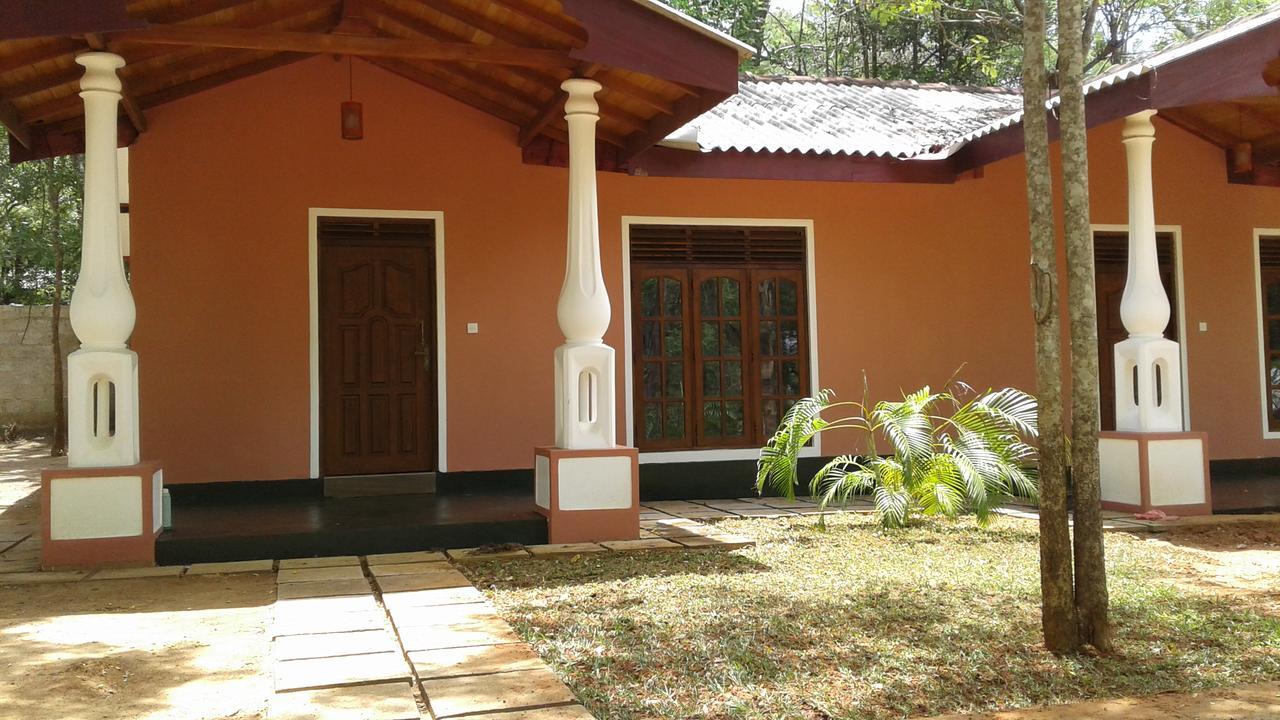 Mathews Holiday Resort Habarana Extérieur photo